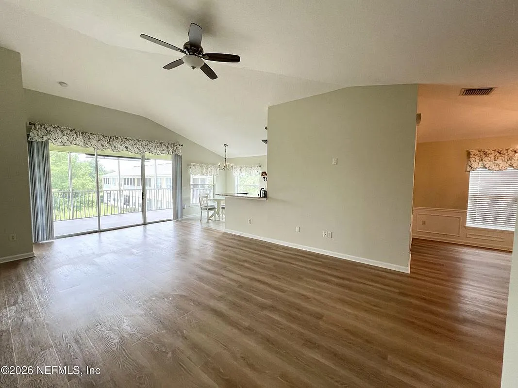 2 bed, 2.0 bath, 1797 sqft, $1,850 — Photo 2