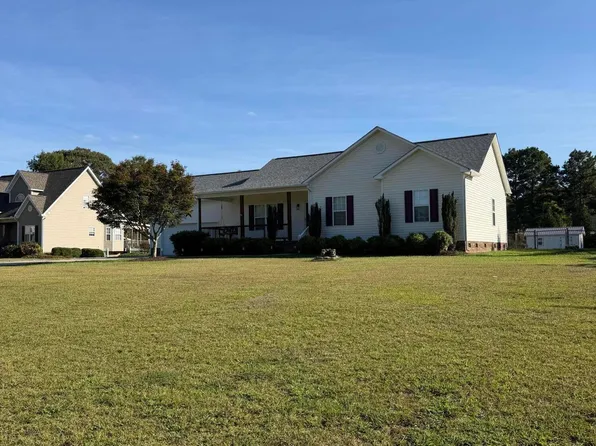 3031 Old School Rd, Four Oaks, NC 27524