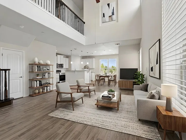 3240 E Whitestone Blvd #4 — Photo 4