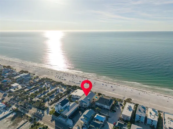 1802 Gulf Blvd APT 12, Indian Rocks Beach, FL 33785