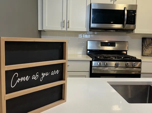 4836 S Michigan Ave #G, Chicago, IL 60615