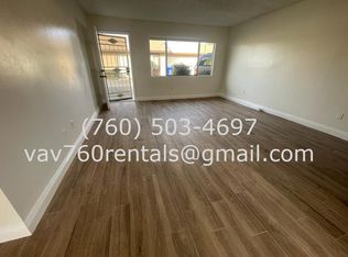 21000 Laguna Rd #4, Apple Valley, CA 92308