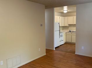 2814 N Center St APT 2, Flagstaff, AZ 86004
