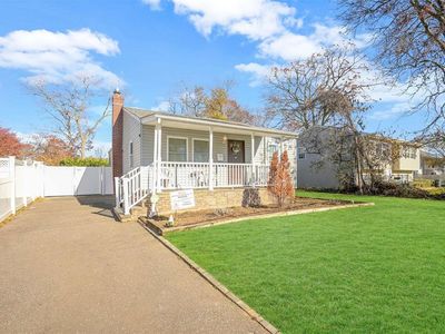 14 Rodney Place, Amityville, NY, 11701