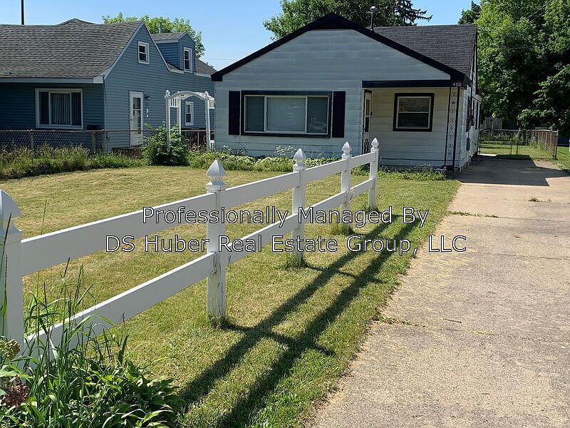 1st image of 400 E Everettdale Ave
