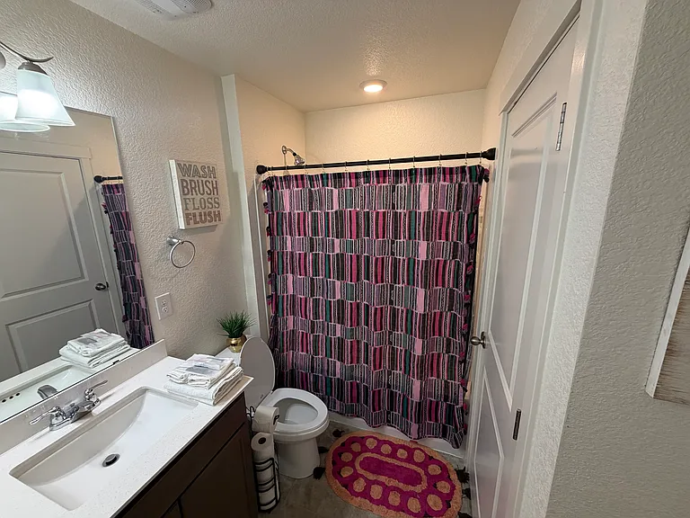 6977 Maidford Dr — Photo 23