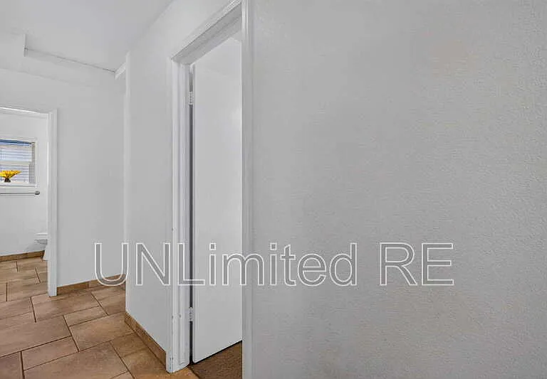 2250 Atlantic Dr — Photo 36
