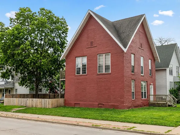 321 Earl St, Eau Claire, WI 54701