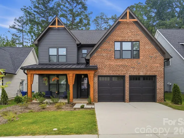 3041 Kinger Ln, Matthews, NC 28105