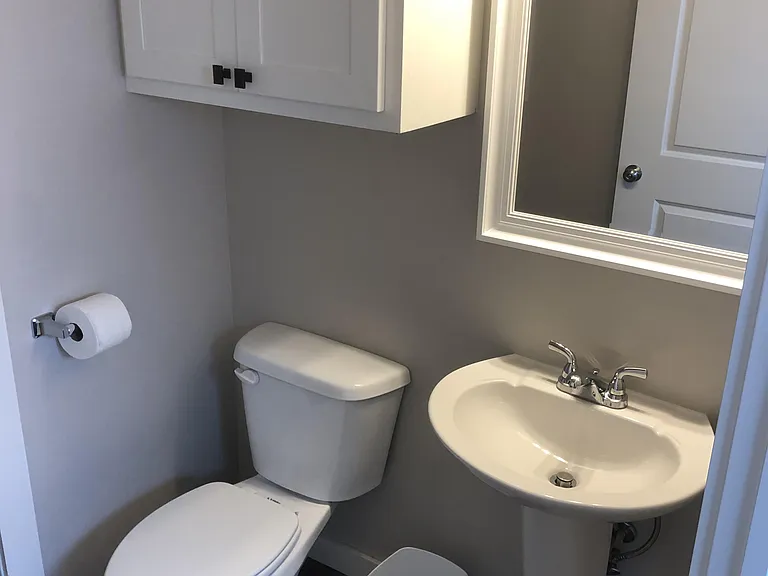 1225 E Main St — Photo 5