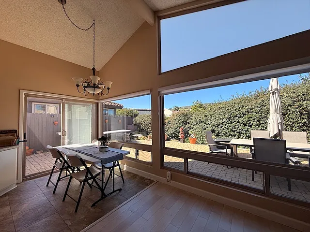 Building Photo - 80 Encanto Ln