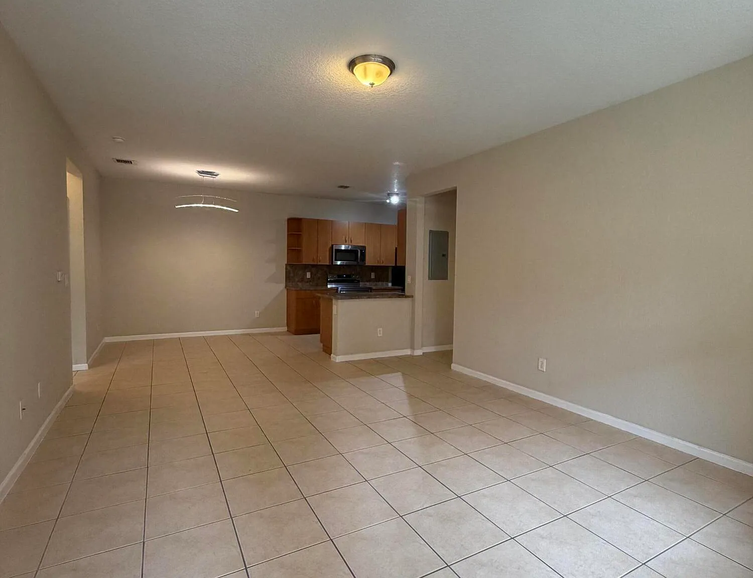 3553 — Photo 2