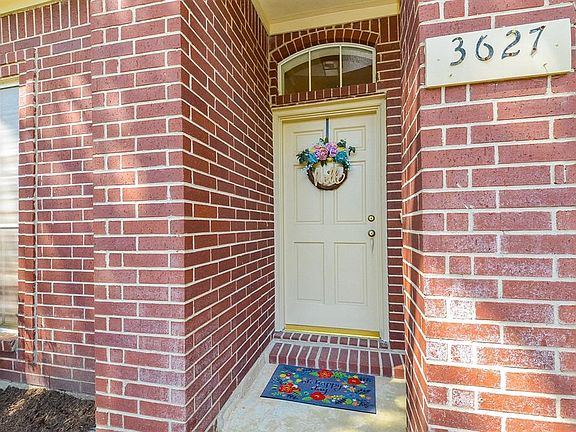 4th image of 3627 Landon Park Dr