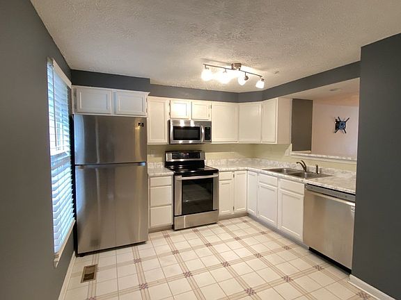 6-Aug 23 2023 08_38am-2yJc_08232023