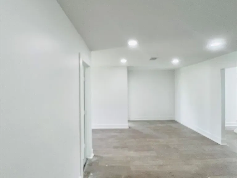 1713 Winter St — Photo 6