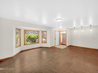 2008 Country Club Rd, Valparaiso, IN 46383