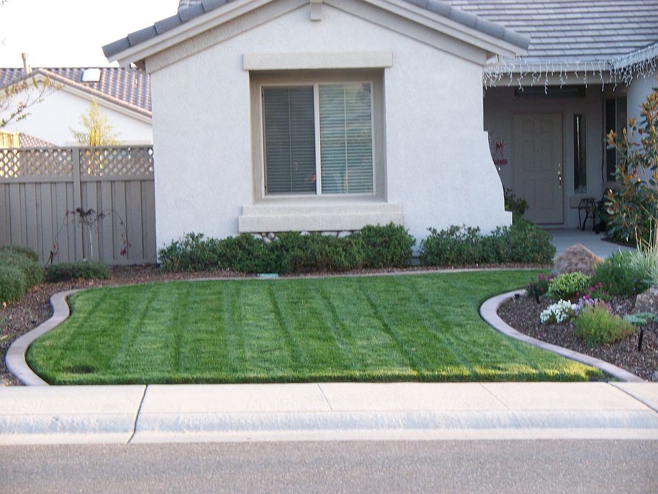 1st image of 1859 Emily Ln