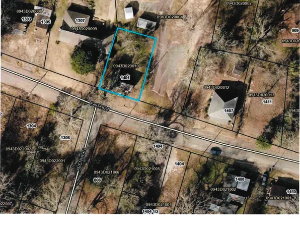 1401 E 9th St, West Point, GA 31833