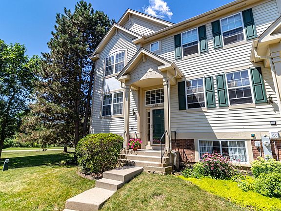 2nd image of 18615 W Sterling Ct
