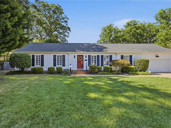 919 Weldun Ct, Newport News, VA 23608