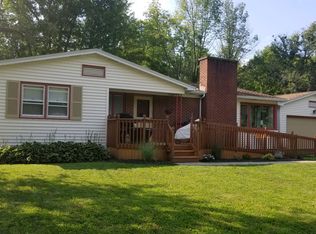 3929 N Hampton Brook Dr, Hamburg, NY 14075