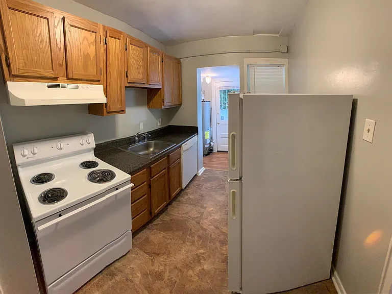 1691 Valley Ave — Photo 44