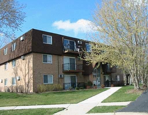 2nd image of 4819 W Engle Rd APT 3a