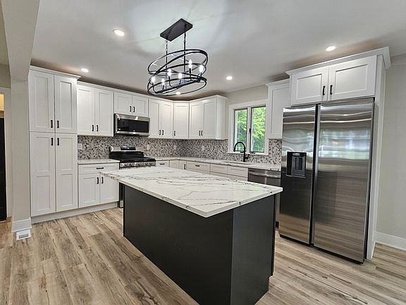 4th image of 1340 Sioux Ct