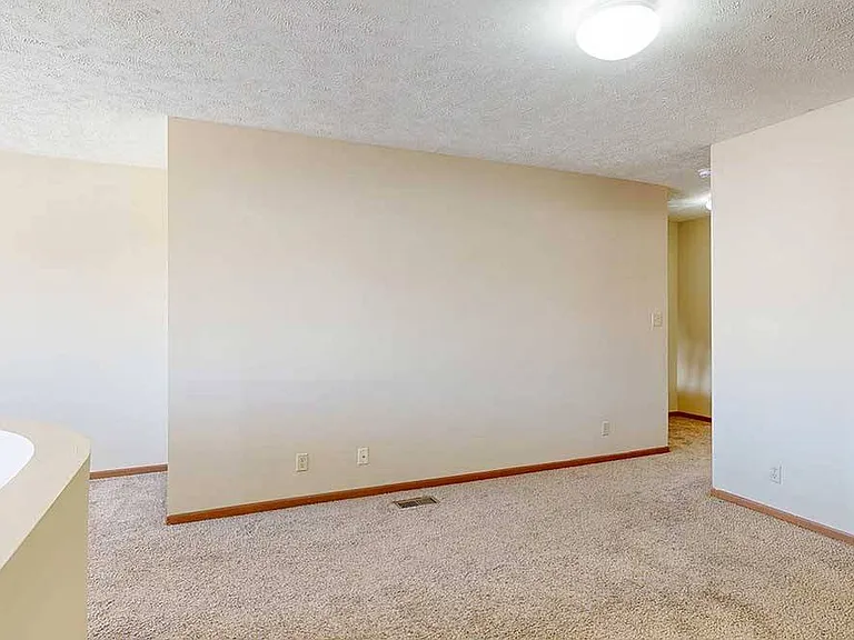 Pine Lake Heights Apartments — Photo 131