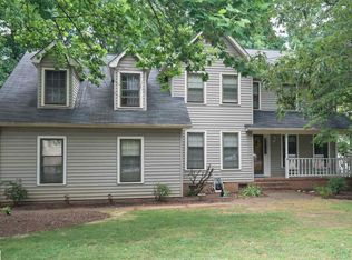 105 Firethorne Dr, Greer, SC 29650