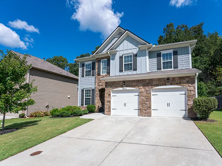 4350 Cordova Ln — Photo 1