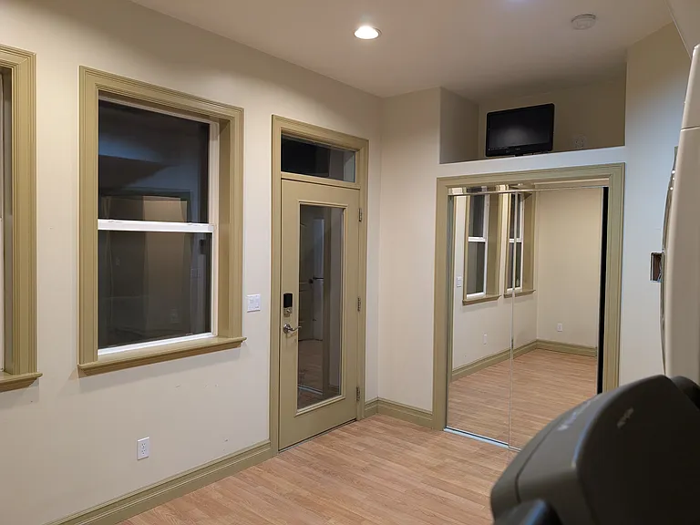 1435 E Canberra Dr — Photo 10
