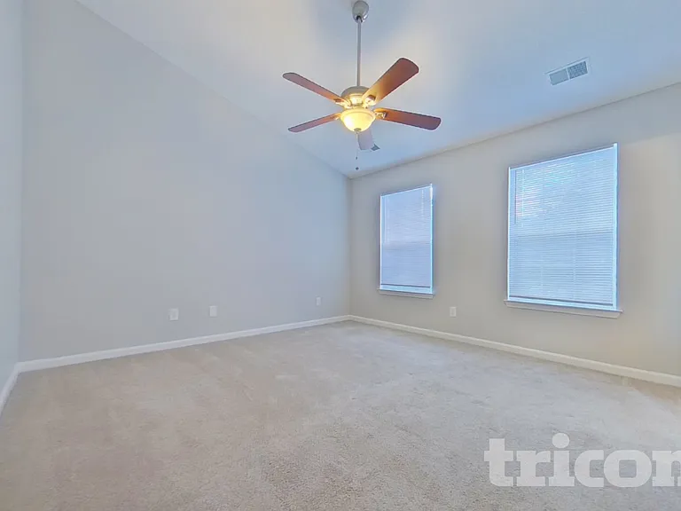 210 Kendrick Rd — Photo 7