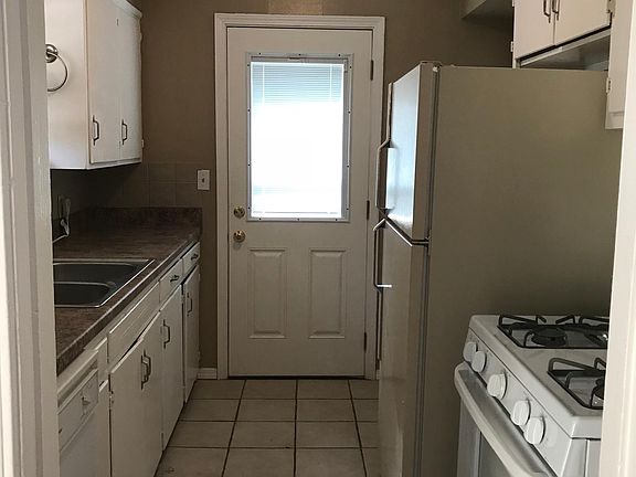 4th image of 2200 Hasley Dr
