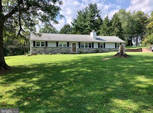 17 Buckwalter Rd, Spring City, PA 19475