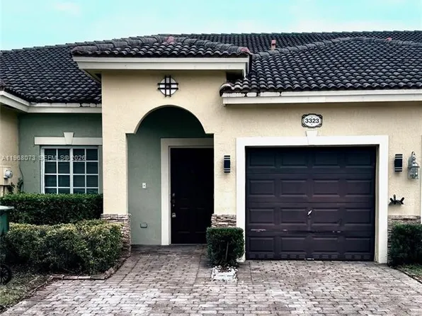3323 NE 11th Dr, Homestead, FL 33033
