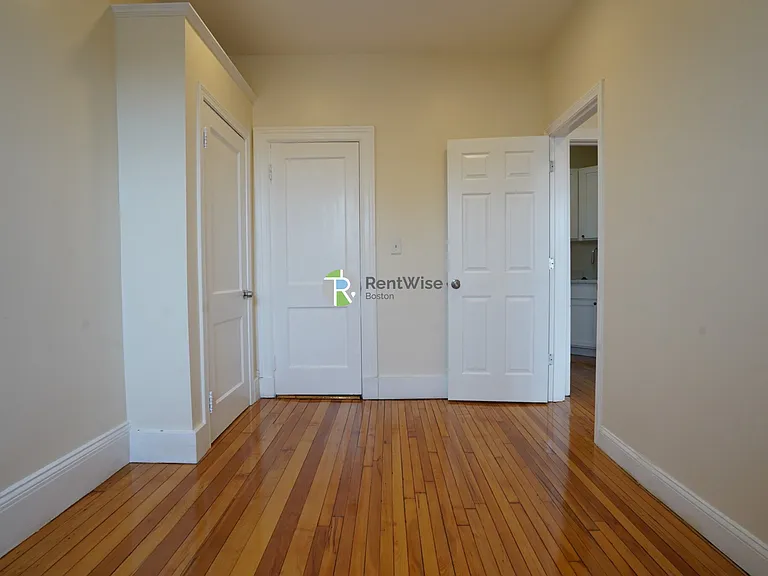 1212 Commonwealth Ave #1 — Photo 9