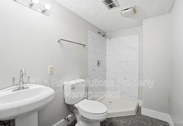 3595 Harvey Ave — Photo 29