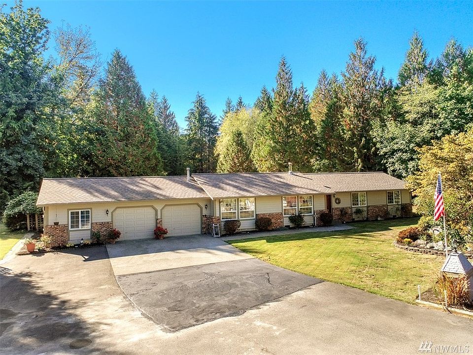 1st image of 7111 Lovely Ln NE