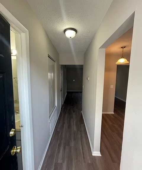 Fox Run Apartments — Photo 4