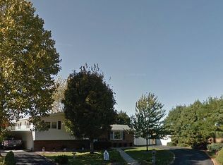 49 Lashmet Dr, Winchester, IL 62694
