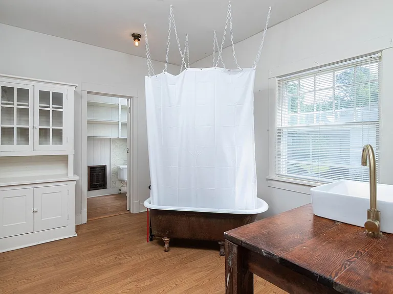 108 Blount St — Photo 10