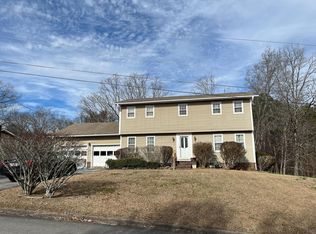 132 Hillcrest Cir, Ringgold, GA 30736