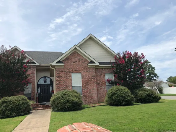 3013 Twilight Cv, Bryant, AR 72022