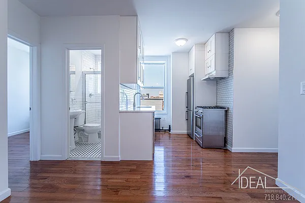 Rented by Ideal Properties Group | media 4