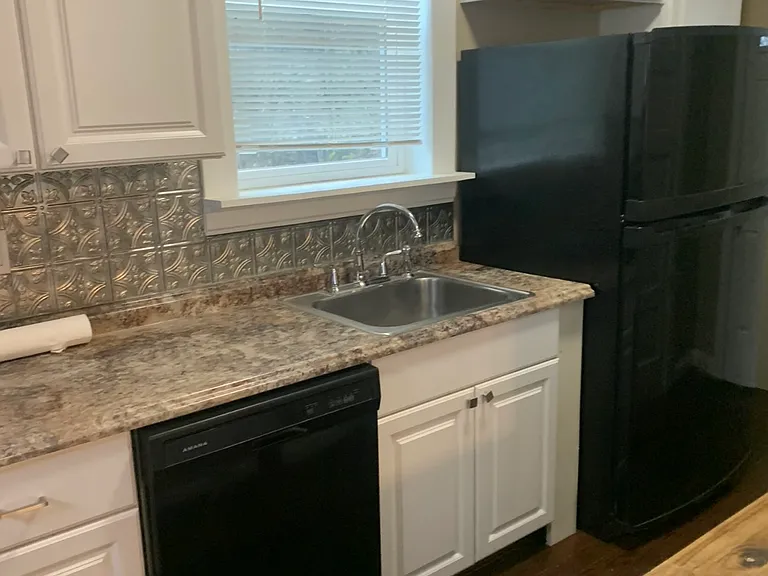 3270 Dickinson Rd — Photo 11