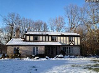 101 Chapel Ln, Canfield, OH