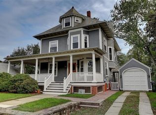 60 Massasoit Ave, Cranston, RI 02905