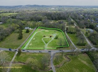 712 New Shackle Island Rd, Hendersonville, TN 37075
