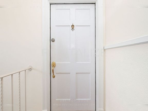 5th image of 214 Upham St